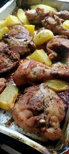 Photo of the Roast chicken with potatoes – recipe of Roast chicken with potatoes on DeliRec