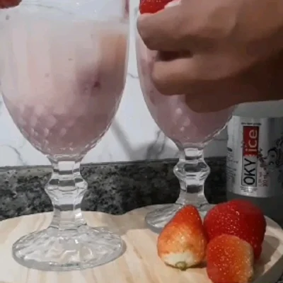 Recipe of Strawberry Drink on the DeliRec recipe website