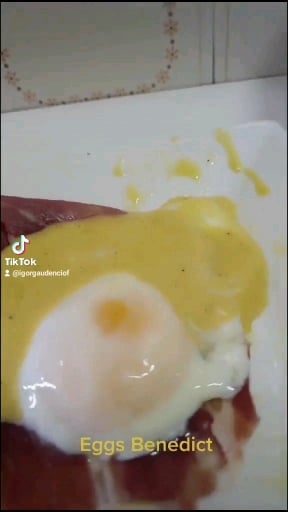 Photo of the Eggs Benedict – recipe of Eggs Benedict on DeliRec