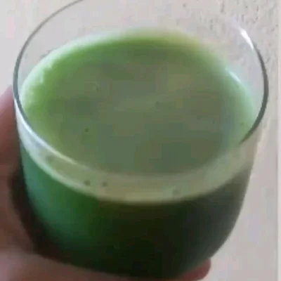 Recipe of Green juice or detox juice on the DeliRec recipe website