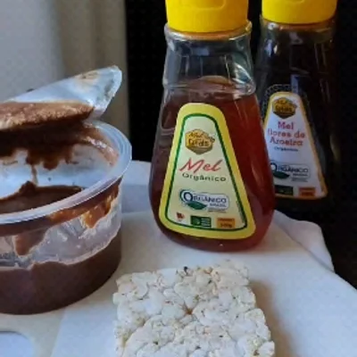 Receita de Lanche rápido e gostoso - mel e pasta de amendoim no site de receitas DeliRec