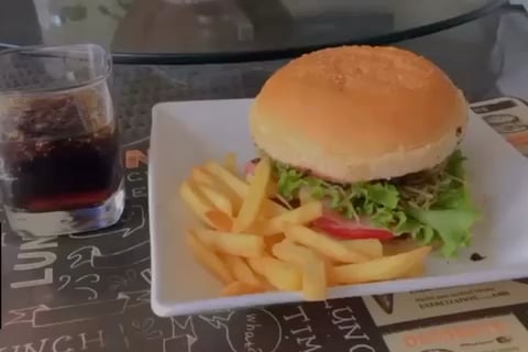 Photo of the artisan hamburger – recipe of artisan hamburger on DeliRec