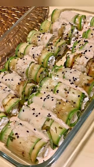 Photo of the Zucchini ROLLS WITH RICOTA AND TAHINE – recipe of Zucchini ROLLS WITH RICOTA AND TAHINE on DeliRec
