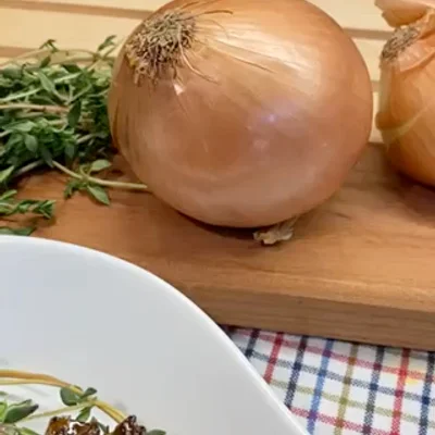 Recipe of roasted onions on the DeliRec recipe website