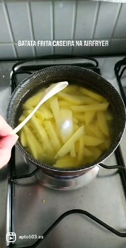 Photo of the Fries in the airfryer – recipe of Fries in the airfryer on DeliRec