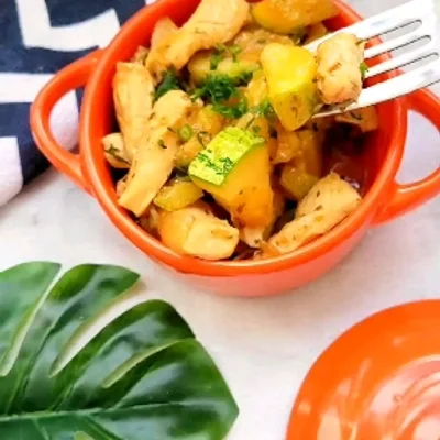 Recipe of Chicken with zucchini on the DeliRec recipe website