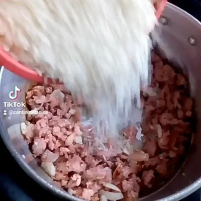 Recipe of Rice with sausage on the DeliRec recipe website