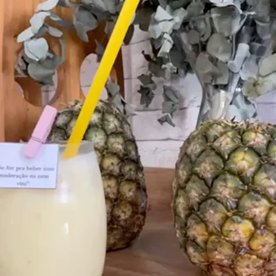 Recipe of refreshing pineapple smoothie on the DeliRec recipe website