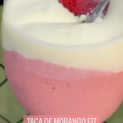 Recipe of Strawberry Cup FIT on the DeliRec recipe website