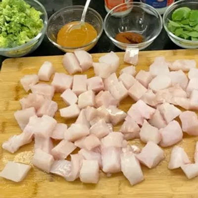 Receita de Curry de peixe com brócolis  no site de receitas DeliRec