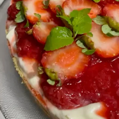 Recipe of Nest Cheesecake with Strawberry on the DeliRec recipe website
