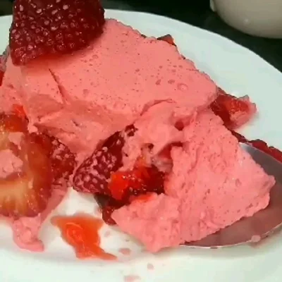 Recipe of Strawberry delight 🍓 on the DeliRec recipe website