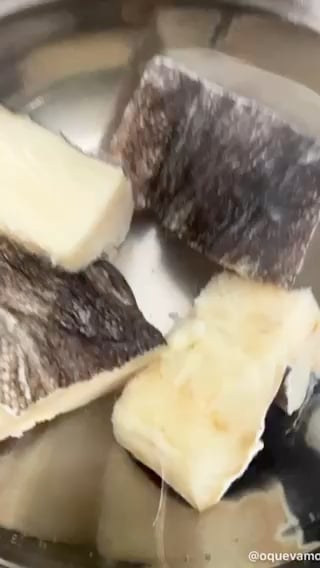 Foto da Bacalhau com molho branco e cebola caramelizada  - receita de Bacalhau com molho branco e cebola caramelizada  no DeliRec